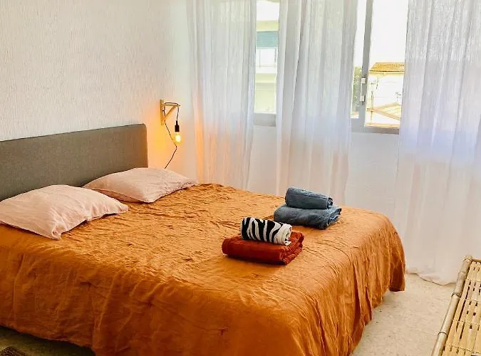 Daire Horizon Bleu - Familial - Terrasse - Parking- 1ere Ligne Carnon